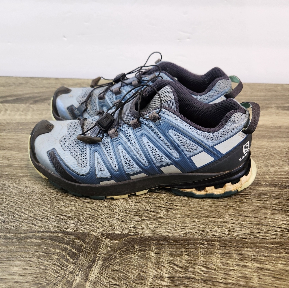 Salomon Womens Size 7 Shoes XA Pro 3D V8 412721 Blue Hiking Sneakers